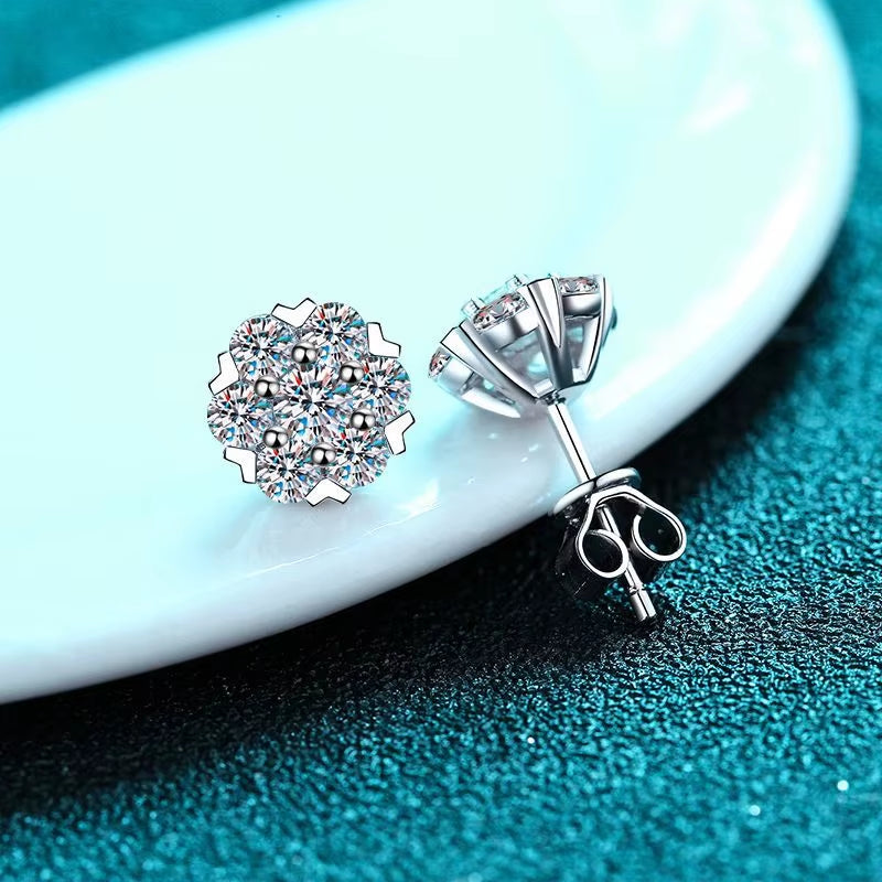 Moissanite Stud Earrings 0.5CT 1CT White Gold Plated Sterling Silver D VVS1 Lab Diamond Flower Ear Studs for Women