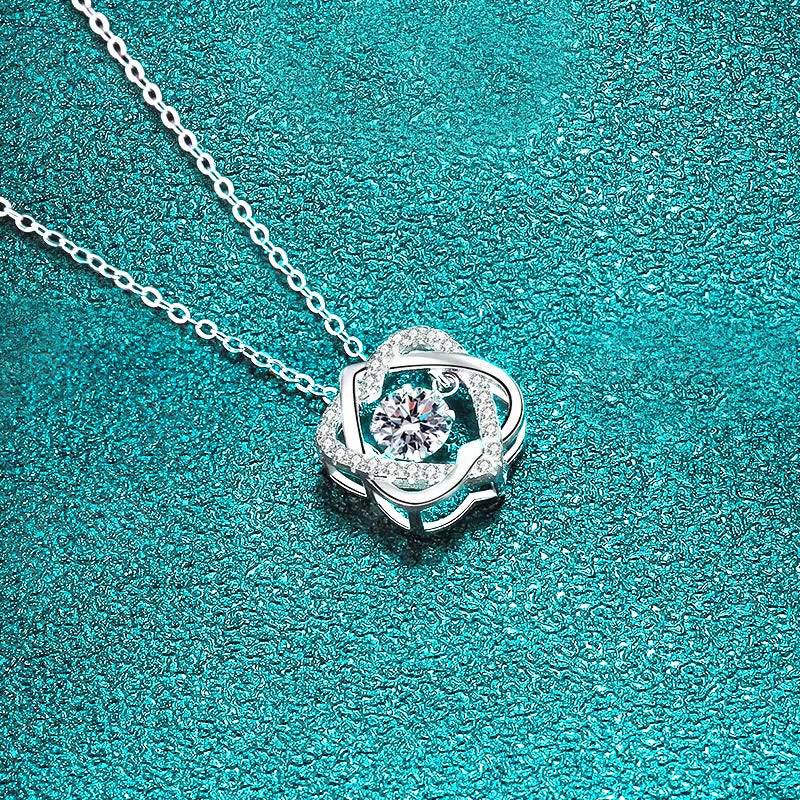 0.5Ct GRA Moissanite Necklace for Women Sparkling Simulated Diamond Pendant Beating Heart S925 Silver Fine Jewelry Gift